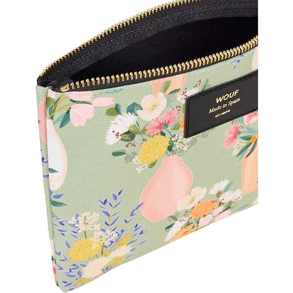 Large Pouch