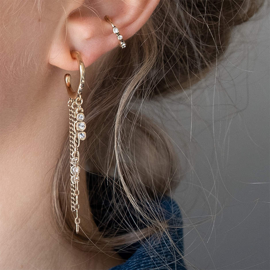 Earcuff With Crystals