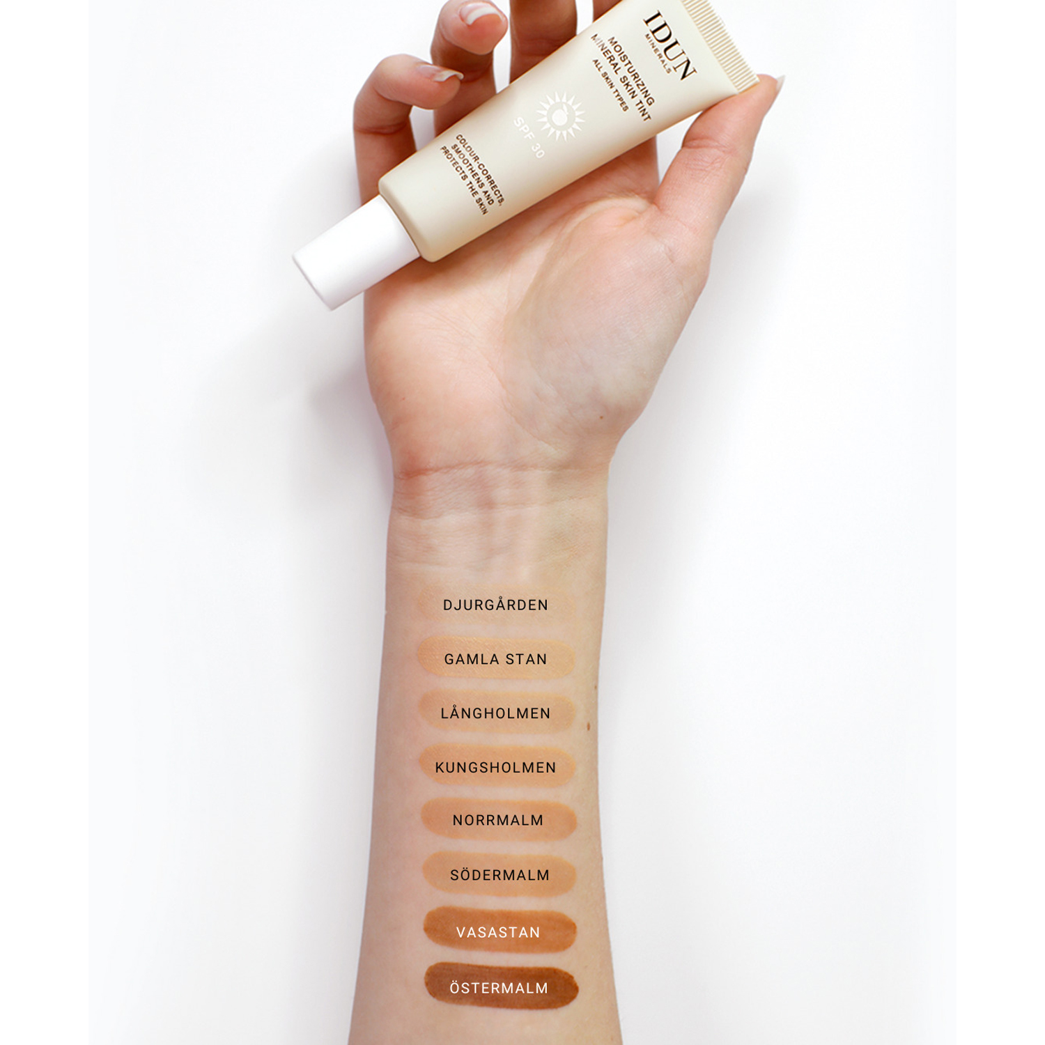 Moisturizing Mineral Skin Tint SPF30 Långholmen