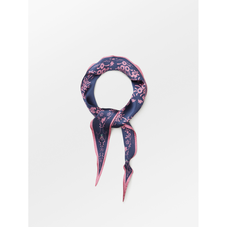 Myrtle Diamond Scarf
